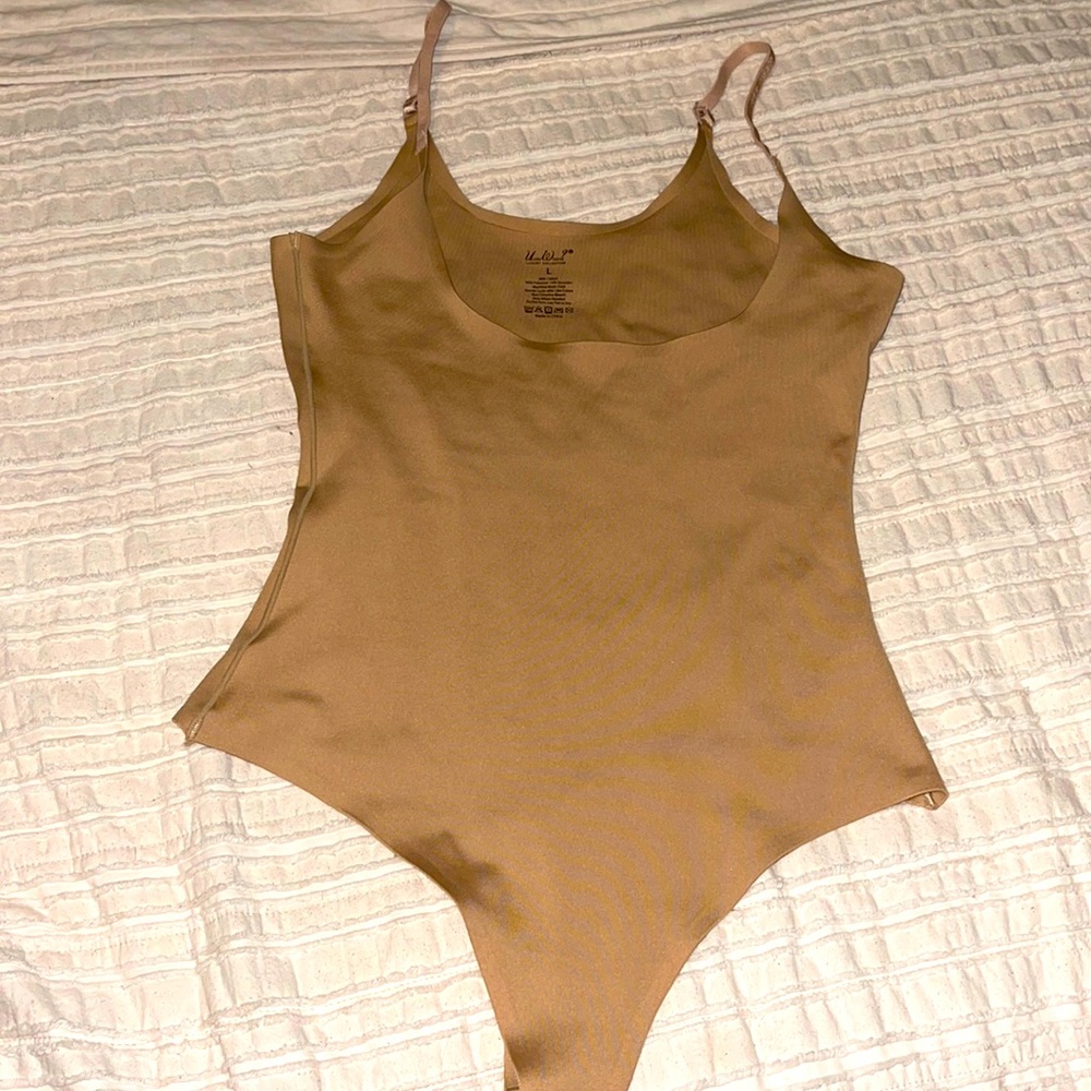 Very comfortable belly control body shape wear